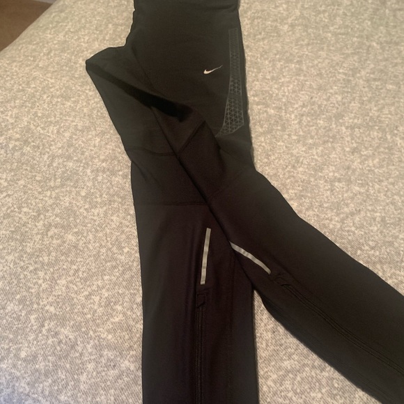 Nike running leggings - Picture 2 of 4